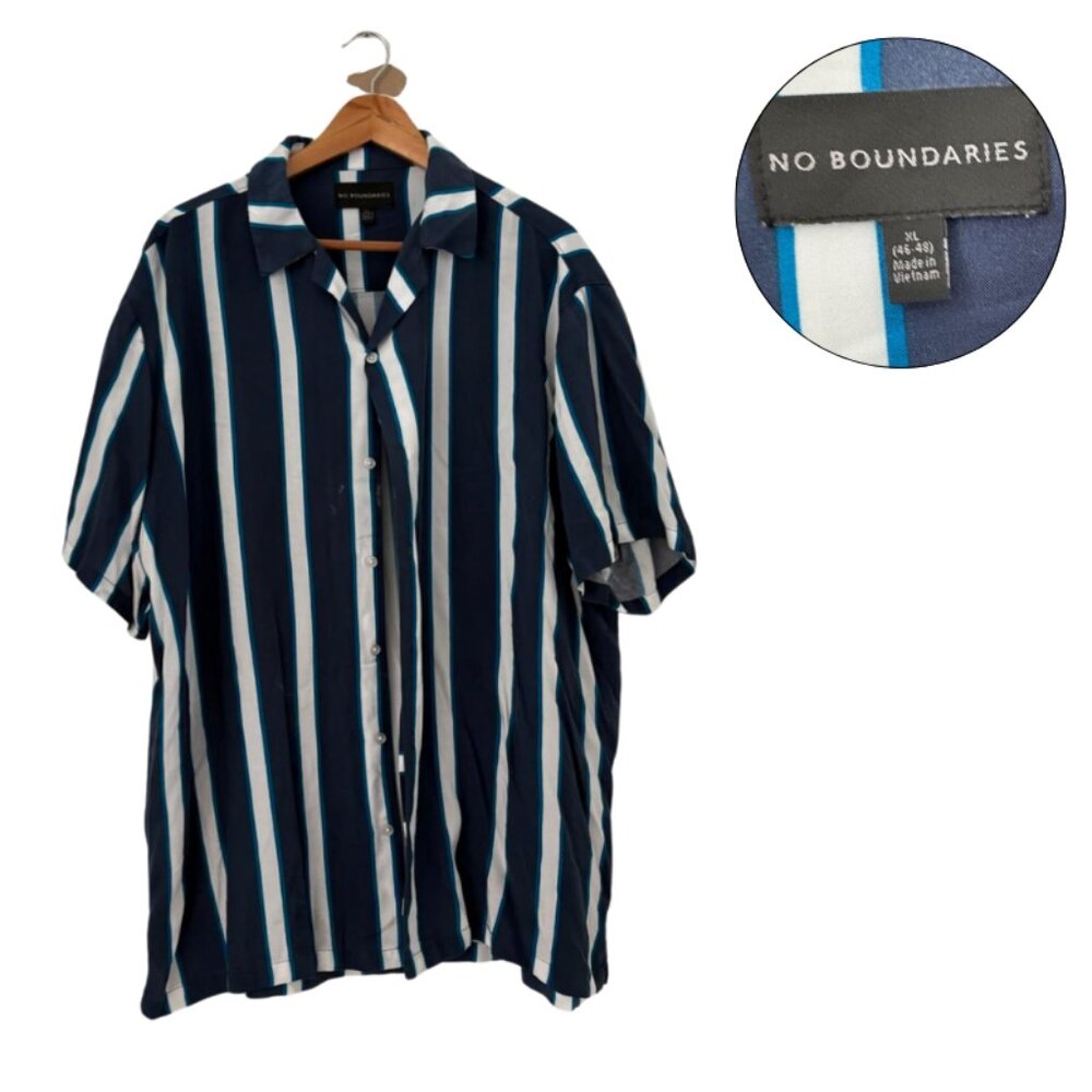 No Boundaries Men’s XL Striped Shirt Blue White Short Sleeve
